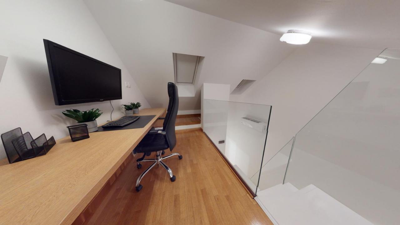 La Dolce Vita Zagreb, Centrally Located & Spacious Apartamento Exterior foto