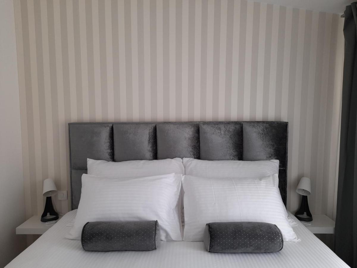 La Dolce Vita Zagreb, Centrally Located & Spacious Apartamento Exterior foto
