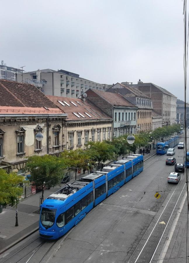 La Dolce Vita Zagreb, Centrally Located & Spacious Apartamento Exterior foto