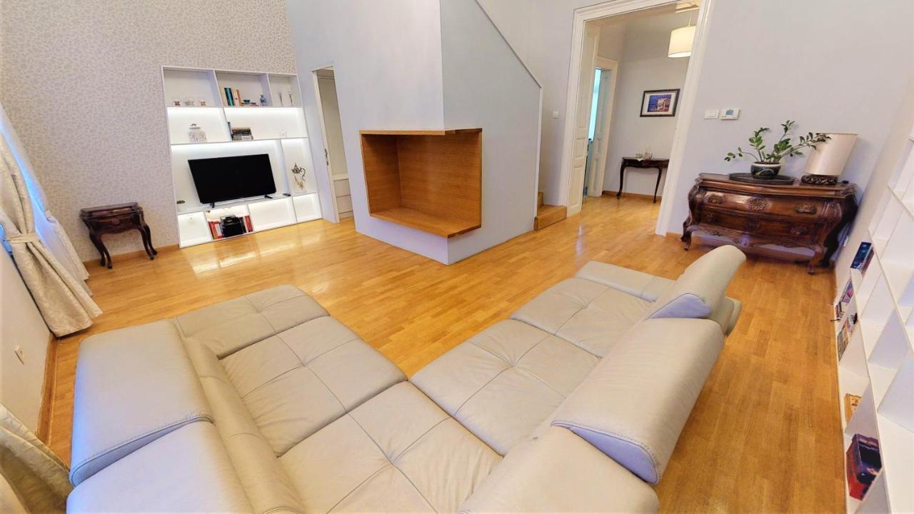La Dolce Vita Zagreb, Centrally Located & Spacious Apartamento Exterior foto